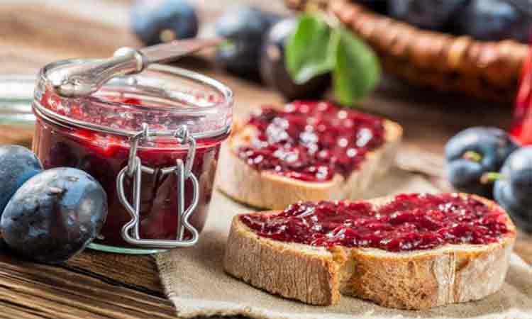 Dulceață de prune la cuptor: rețetă simplă și aromată