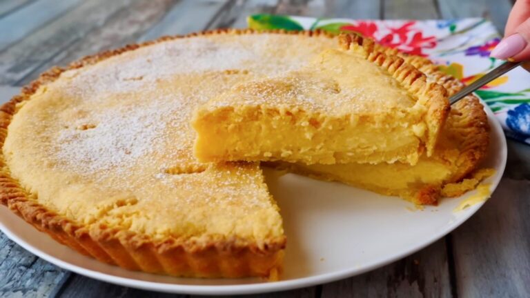 Tartă de Casă Cremsnissimo: Rețetă Delicioasă Pas cu Pas